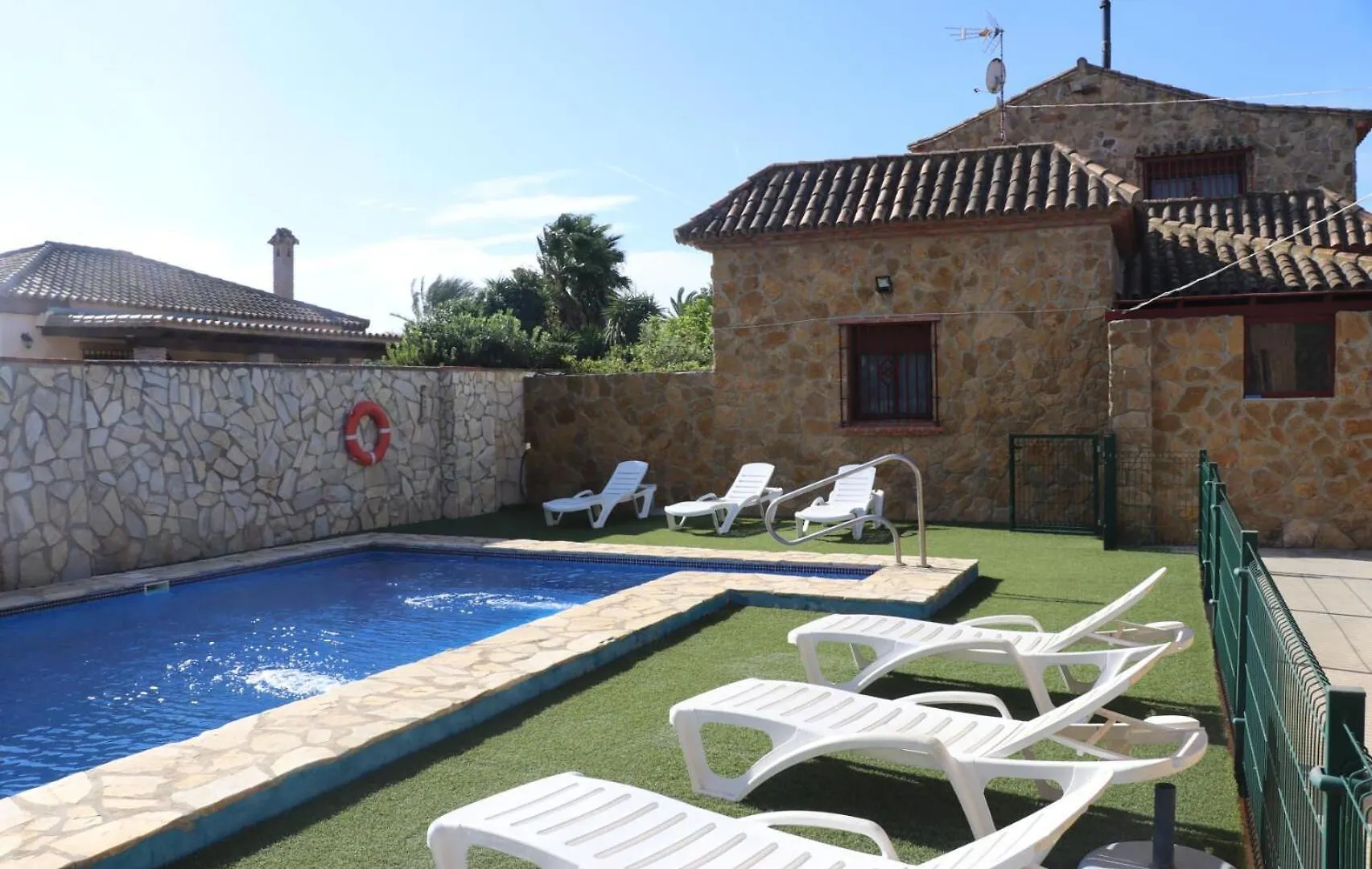 Apartamento en Conil con piscina Conil De La Frontera 0*,  España